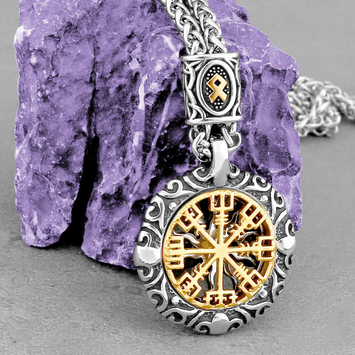 Viking Vegvisir With Rune Bead Chain
