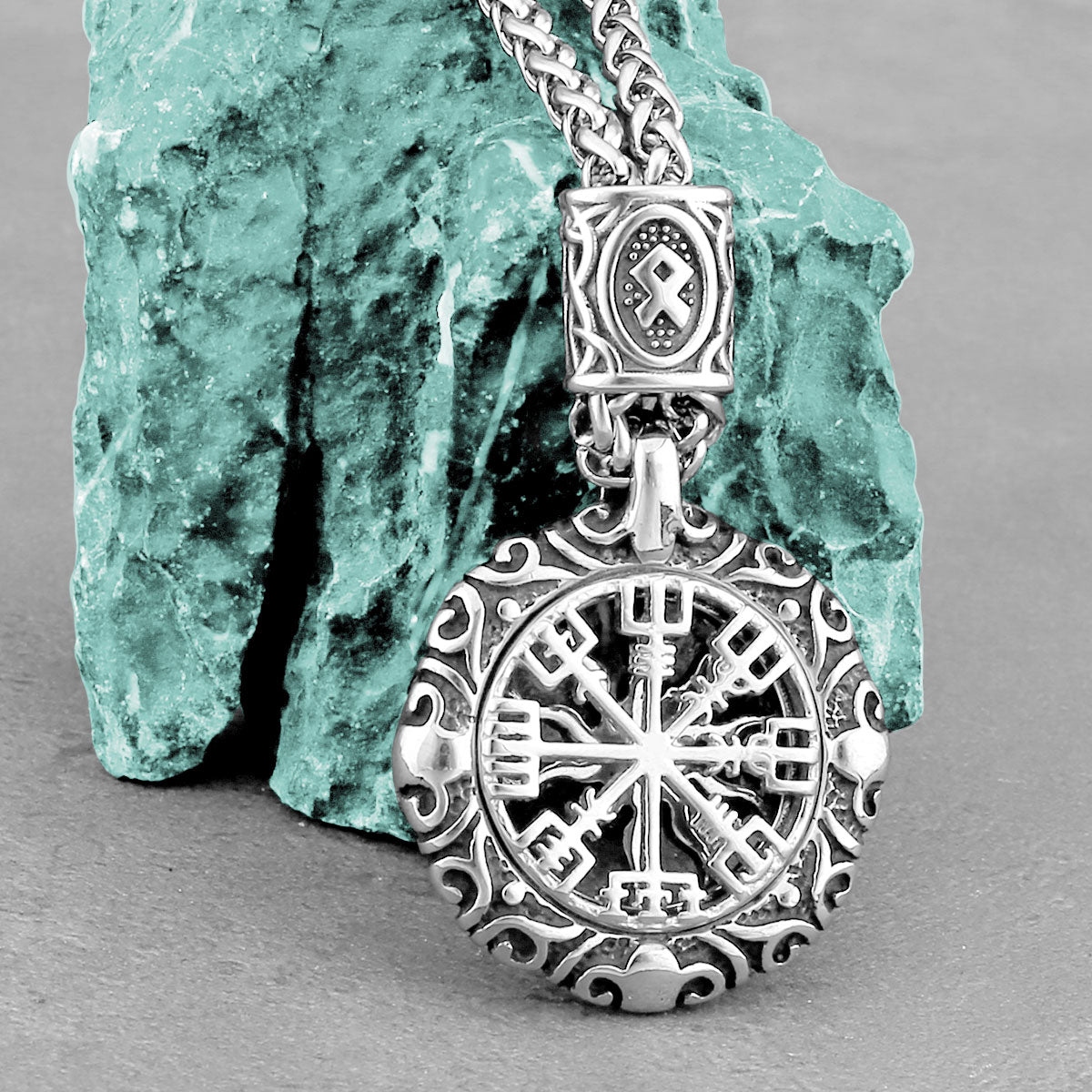 Viking Vegvisir With Rune Bead Chain