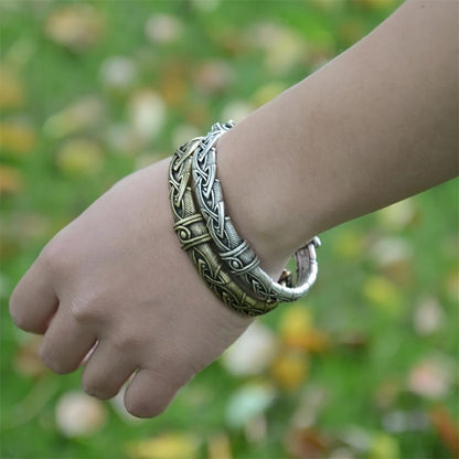 Wolf Head Viking Bracelet