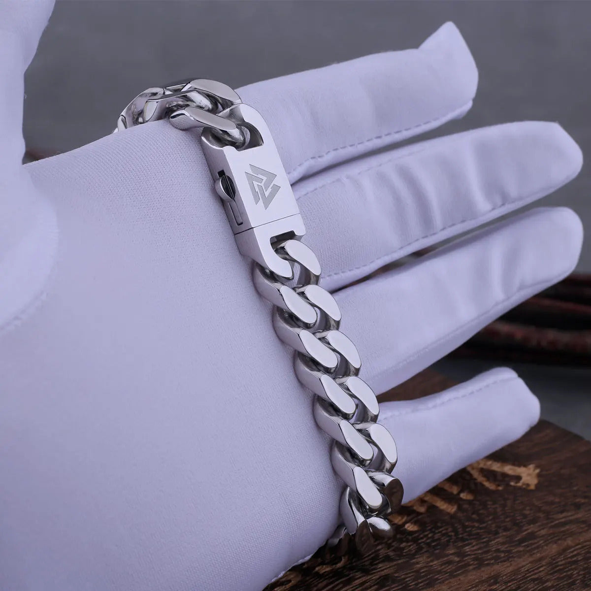 Viking Valknut Bracelet With Wooden Box