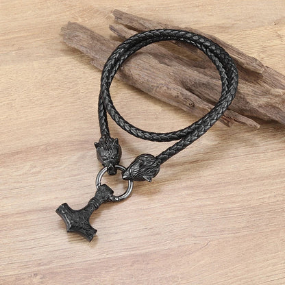 Viking Wolf Head With Mjölnir Chain