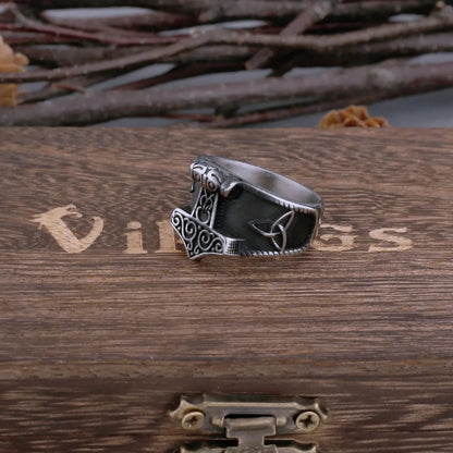 Thor's Hammer Mjölnir Ring