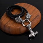 Viking Wolf Head With Mjölnir Chain