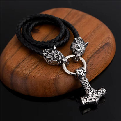 Viking Wolf Head With Mjölnir Chain