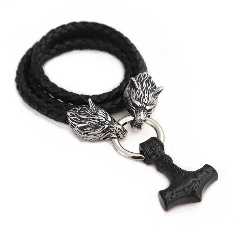 Viking Wolf Head With Mjölnir Chain