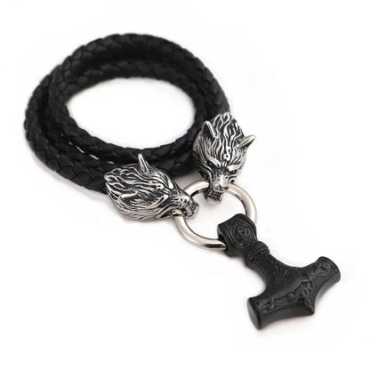 Viking Wolf Head With Mjölnir Chain