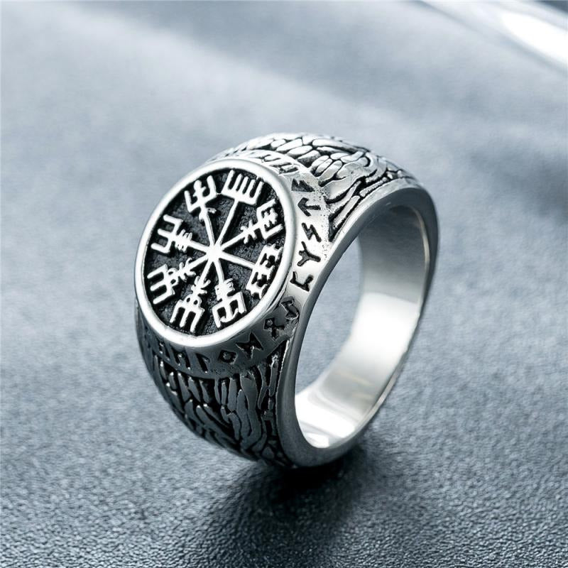 Vikings Vegvisir Ring With Runes